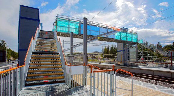 RECO installs 4 temporary passenger lifts in Stockholm for Swedish Railways