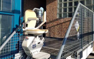 Stairlifts or passenger lifts: Which one is best for your property?
